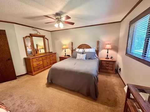 Bedroom - 1201 Morningside Cir, Marshall, MN 56258 photo 2 of 4