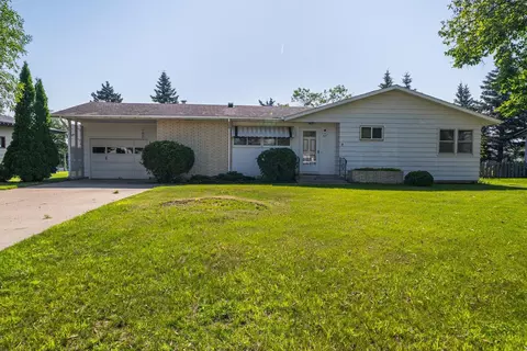 215 Charles Ave, Detroit Lakes, MN 56501