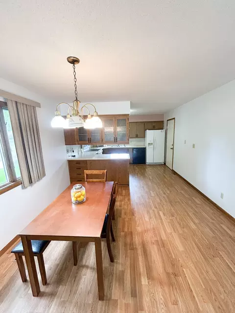 Dining - 428 16th St, Windom, MN 56101 photo 1 of 2