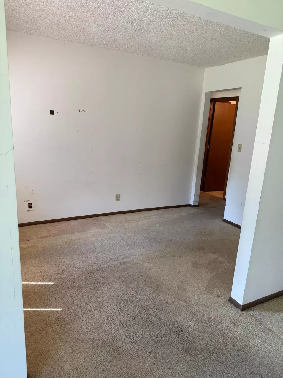 Living - 4020 E 52nd St #104, Minneapolis, MN 55417 photo 2 of 4