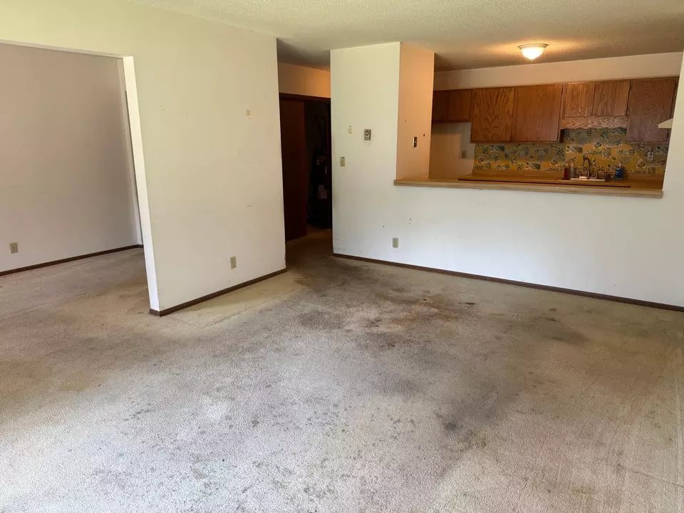 Living - 4020 E 52nd St #104, Minneapolis, MN 55417 photo 4 of 4