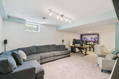 1596 Ashbury Pl, Eagan, MN 55122 photo 19