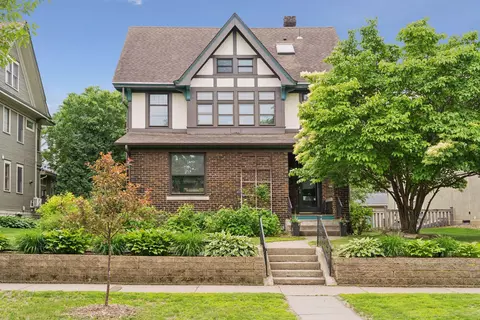 1088 Lincoln Ave, Saint Paul, MN 55105