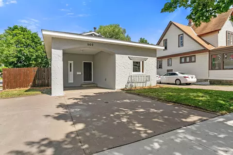 960 Burr St, Saint Paul, MN 55130