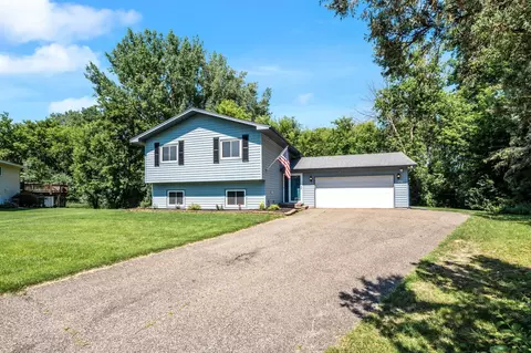 1275 Halper Pl, White Bear Township, MN 55110