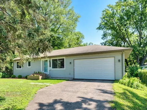8241 13th Ave S, Bloomington, MN 55425