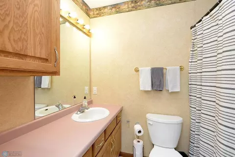 404 Ash Dr, Mooreton, ND 58061 photo 24