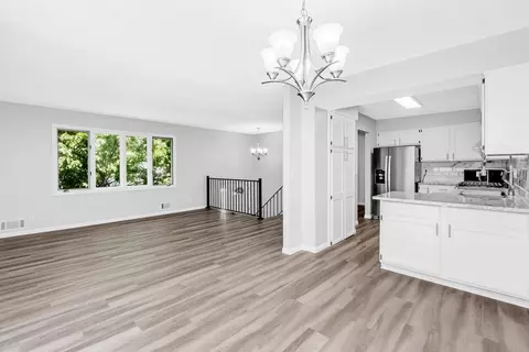 4637 12 Penkwe Way, Eagan, MN 55122 photo 14