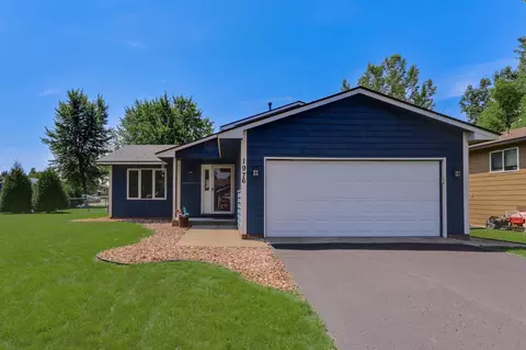 1976 72 12 St, Centerville, MN 55038