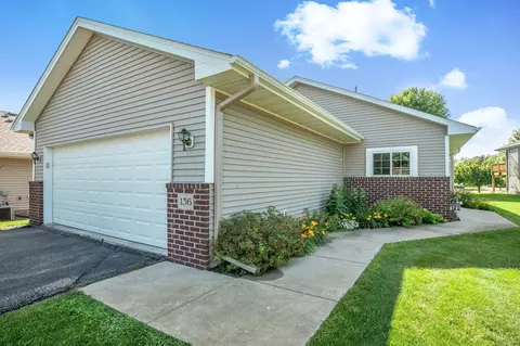 136 Garner Cir, Montrose, MN 55363