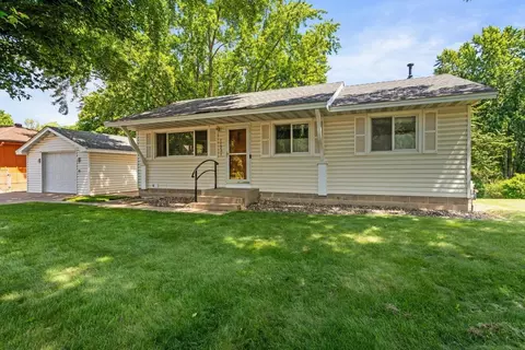 11331 NE President Dr NE, Blaine, MN 55434