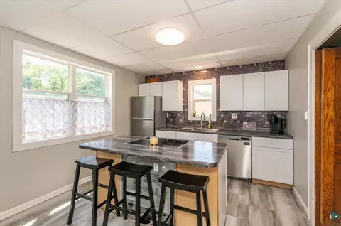 2014 E 5th St, Superior, WI 54880 photo 8