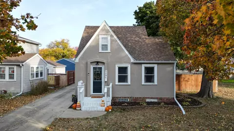908 8th Ave SW, Austin, MN 55912