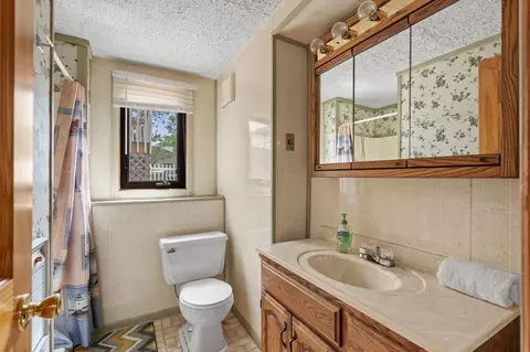 Bath - 12216 Oakview Ave SE, Becker, MN 55308 photo 3 of 3
