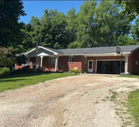 319 Lake Aires Rd, Fairmont, MN 56031