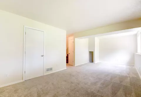 Living - 775 Leon St, Jordan, MN 55352 photo 4 of 4