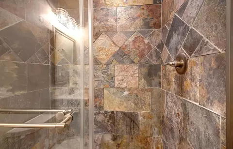 Bath - 775 Leon St, Jordan, MN 55352 photo 3 of 3