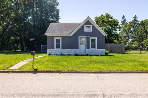 1416 L St NE, Brainerd, MN 56401