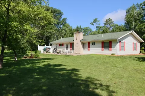 11715 Sorenson Lake Rd, Merrifield, MN 56465