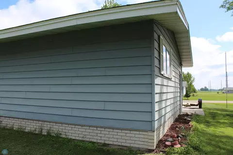 400 4th St S, Fairmount, ND 58030 photo 29