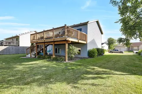 1012 Sequoia Ave, Saint Cloud, MN 56303 photo 2