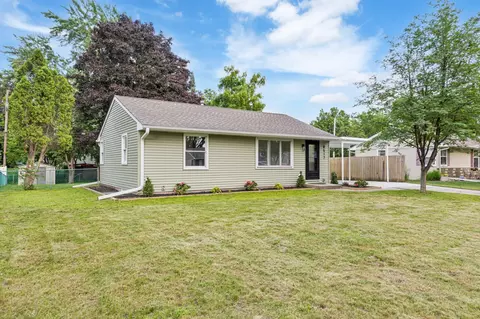 8517 Columbus Ave S, Bloomington, MN 55420