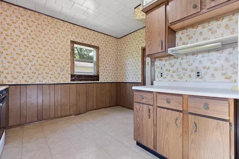 307 W Garfield St, Hendricks, MN 56136 photo 17