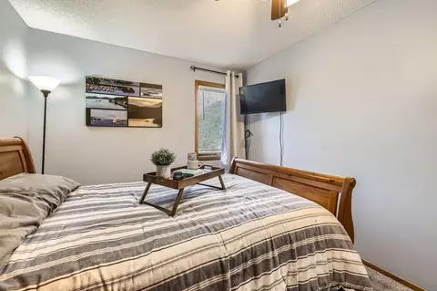 Bedroom - 3040 Shields Dr #102, Eagan, MN 55121 photo 6 of 7