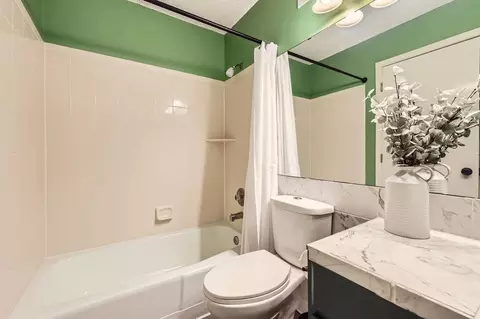 Bath - 3040 Shields Dr #102, Eagan, MN 55121 photo 3 of 4