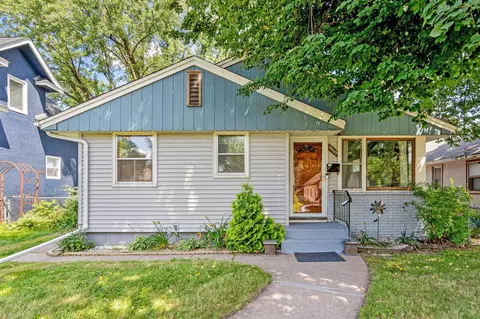 4405 6th St NE, Columbia Heights, MN 55421