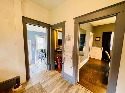 Entry Way - 2603 5th Ave E, Hibbing, MN 55746 photo 2 of 6