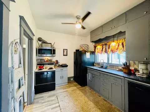Kitchen - 2603 5th Ave E, Hibbing, MN 55746 photo 1 of 3