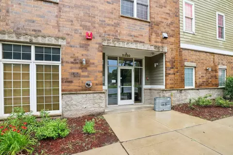 2850 Cedar Ave S #208, Minneapolis, MN 55407