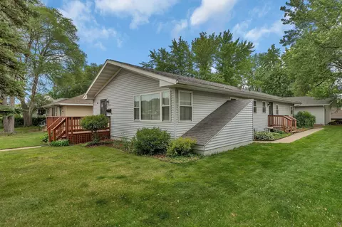 Exterior - 2007 8th St N, Saint Cloud, MN 56303 photo 2 of 6