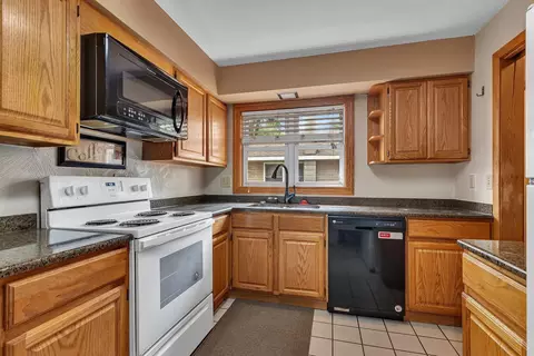 Kitchen - 2007 8th St N, Saint Cloud, MN 56303 photo 1 of 4