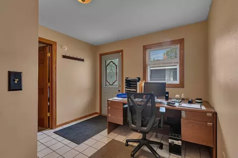Entry Way - 2007 8th St N, Saint Cloud, MN 56303 photo 2 of 2