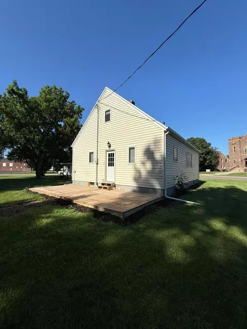406 Carleton Ave, Morgan, MN 56266 photo 4