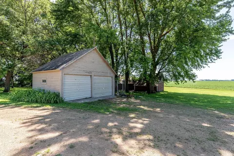 39205 436th St, Saint Peter, MN 56082 photo 27
