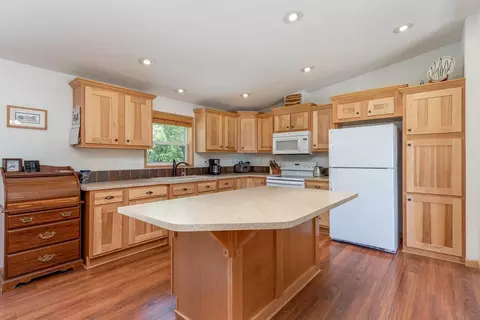 39205 436th St, Saint Peter, MN 56082 photo 7