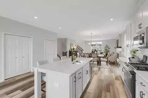 Kitchen - 23276 Willow Dr, Rogers, MN 55374 photo 1 of 5