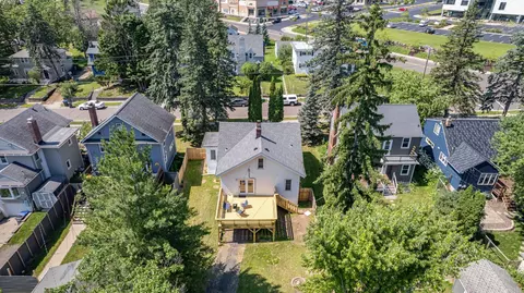 View/Area - 2410 E 8th St, Duluth, MN 55812 photo 3 of 4