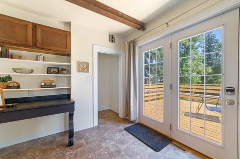 Entry Way - 2410 E 8th St, Duluth, MN 55812 photo 1 of 3