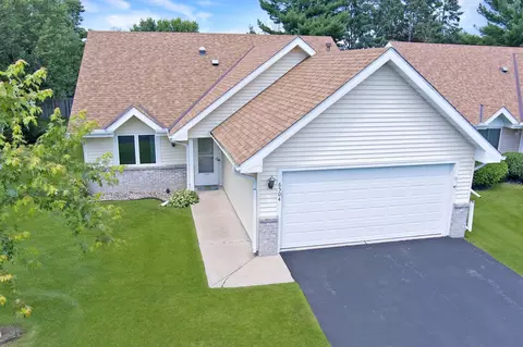 6504 20th St N, Oakdale, MN 55128