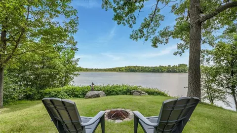 11824 Ada Trl, Sauk Centre, MN 56378