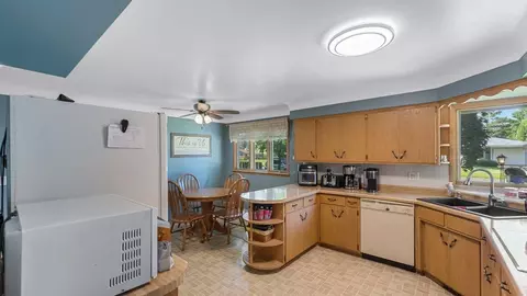 2405 Centennial Dr, Saint Cloud, MN 56303 photo 9