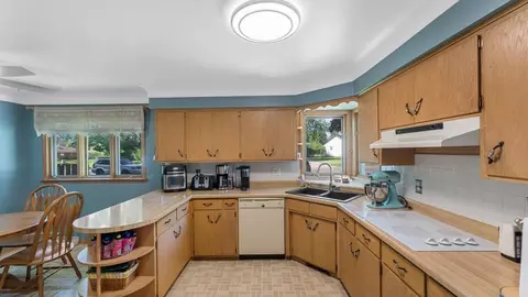 2405 Centennial Dr, Saint Cloud, MN 56303 photo 11