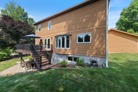 Exterior - 430 Hartley Pl, Duluth, MN 55803 photo 5 of 10