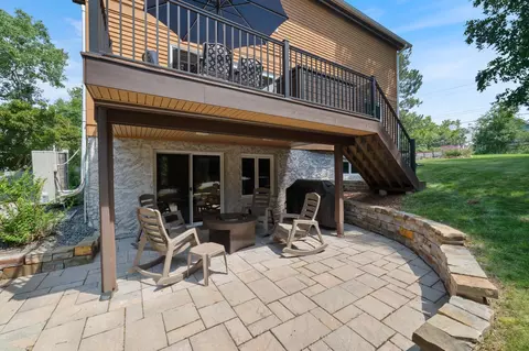 Exterior - 430 Hartley Pl, Duluth, MN 55803 photo 6 of 10