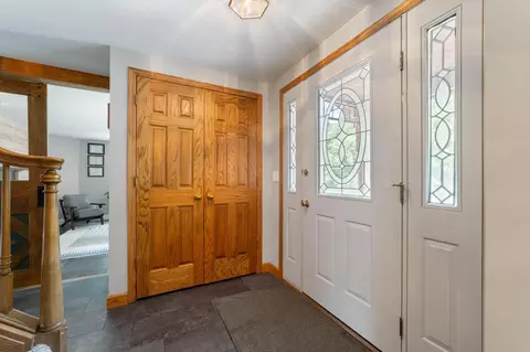 Entry Way - 430 Hartley Pl, Duluth, MN 55803 photo 1 of 3