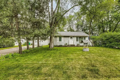 536 County Road J W, Shoreview, MN 55126